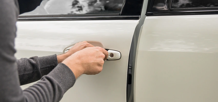 Unlock Car Door Service in Mira Loma, CA